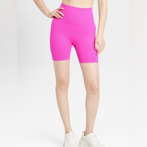 All in motion Vibrant pink seamless ribbed shorts size XS